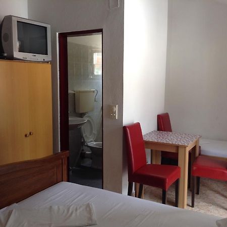 Kuca Tomovic Hotel Budva Exterior photo