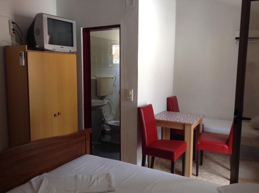 Kuca Tomovic Hotel Budva Exterior photo